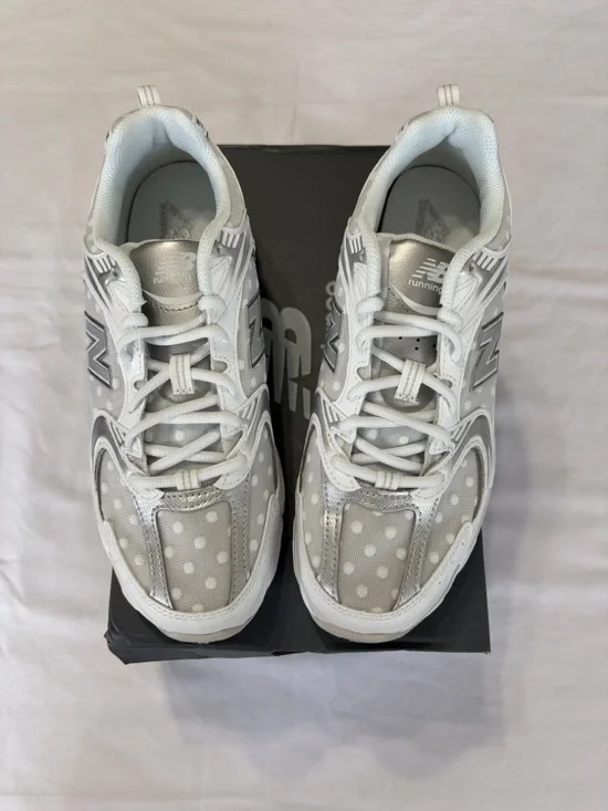 New Balance 530 Metallic Polka Dots White Sneakers WOMENS Size 10 MENS 8.5 NWT - Picture 10 of 16